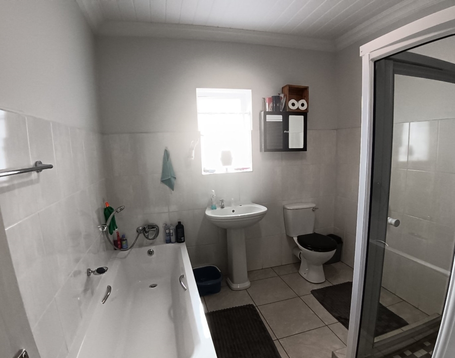 4 Bedroom Property for Sale in Dolphin Creek Golf Estate Western Cape